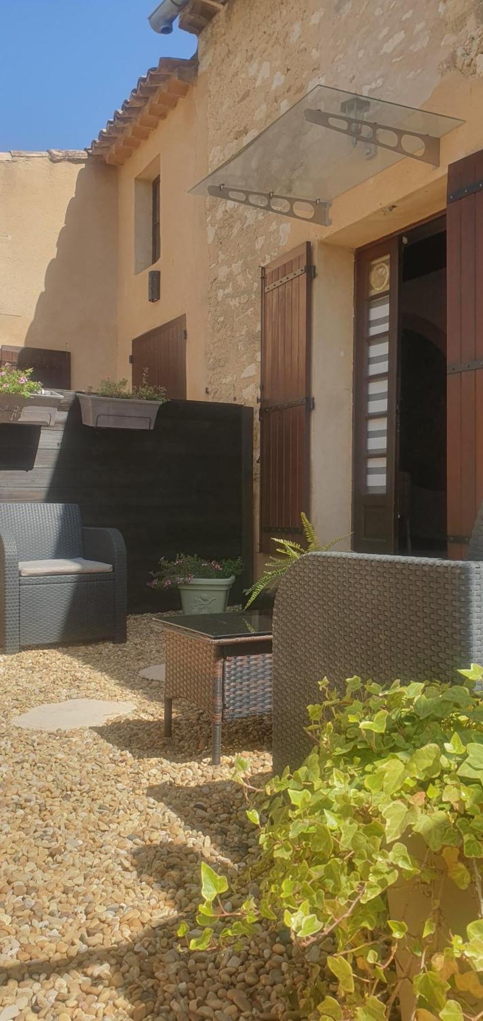 Le Jardin D'Ivana Chambres D'Hotes B&B Avec Piscine Chauffee Oppede Luaran gambar