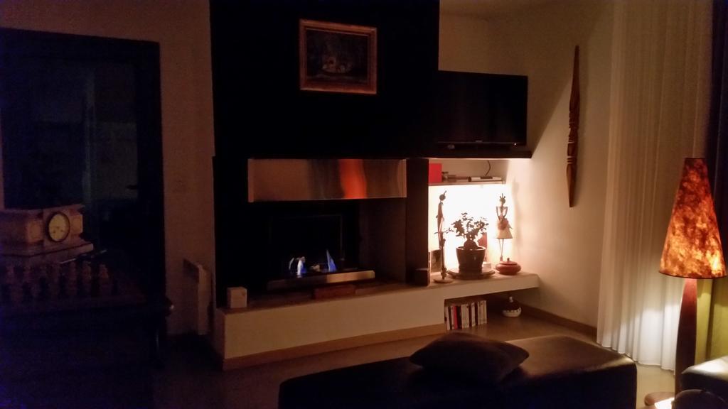 Le Jardin D'Ivana Chambres D'Hotes B&B Avec Piscine Chauffee Oppede Luaran gambar